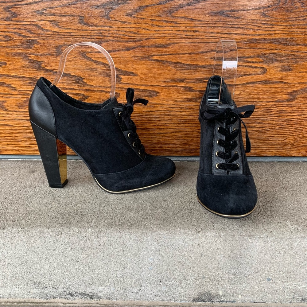 Black Lace Up Heel Oxford Bootie Gold Accent 7.5